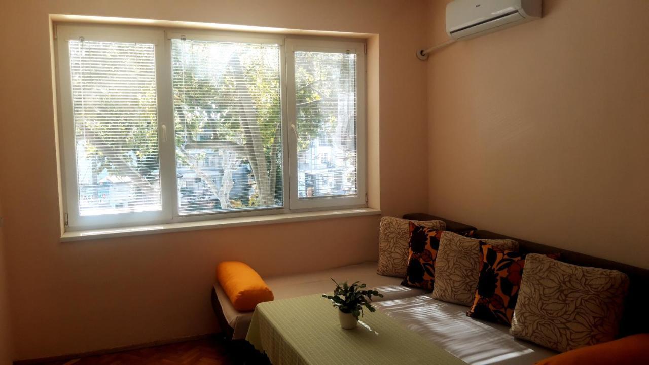 Central Apartment Силистра Экстерьер фото