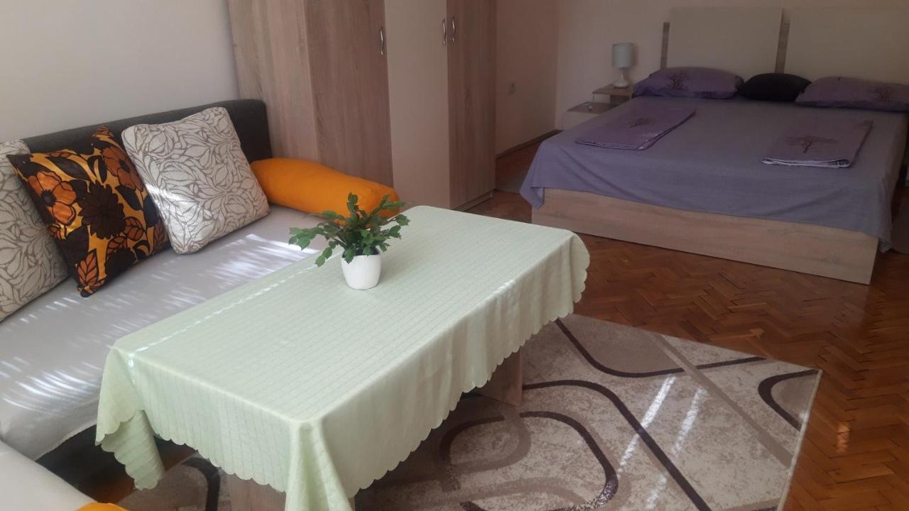 Central Apartment Силистра Экстерьер фото