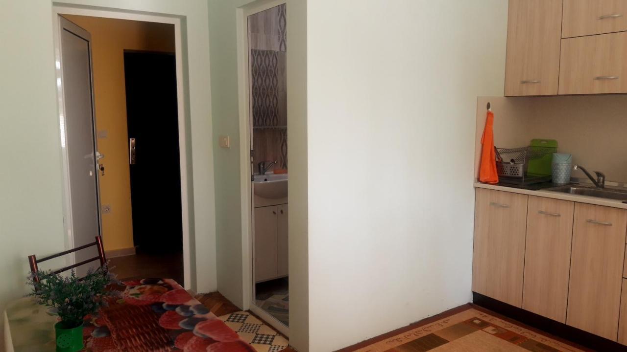 Central Apartment Силистра Экстерьер фото